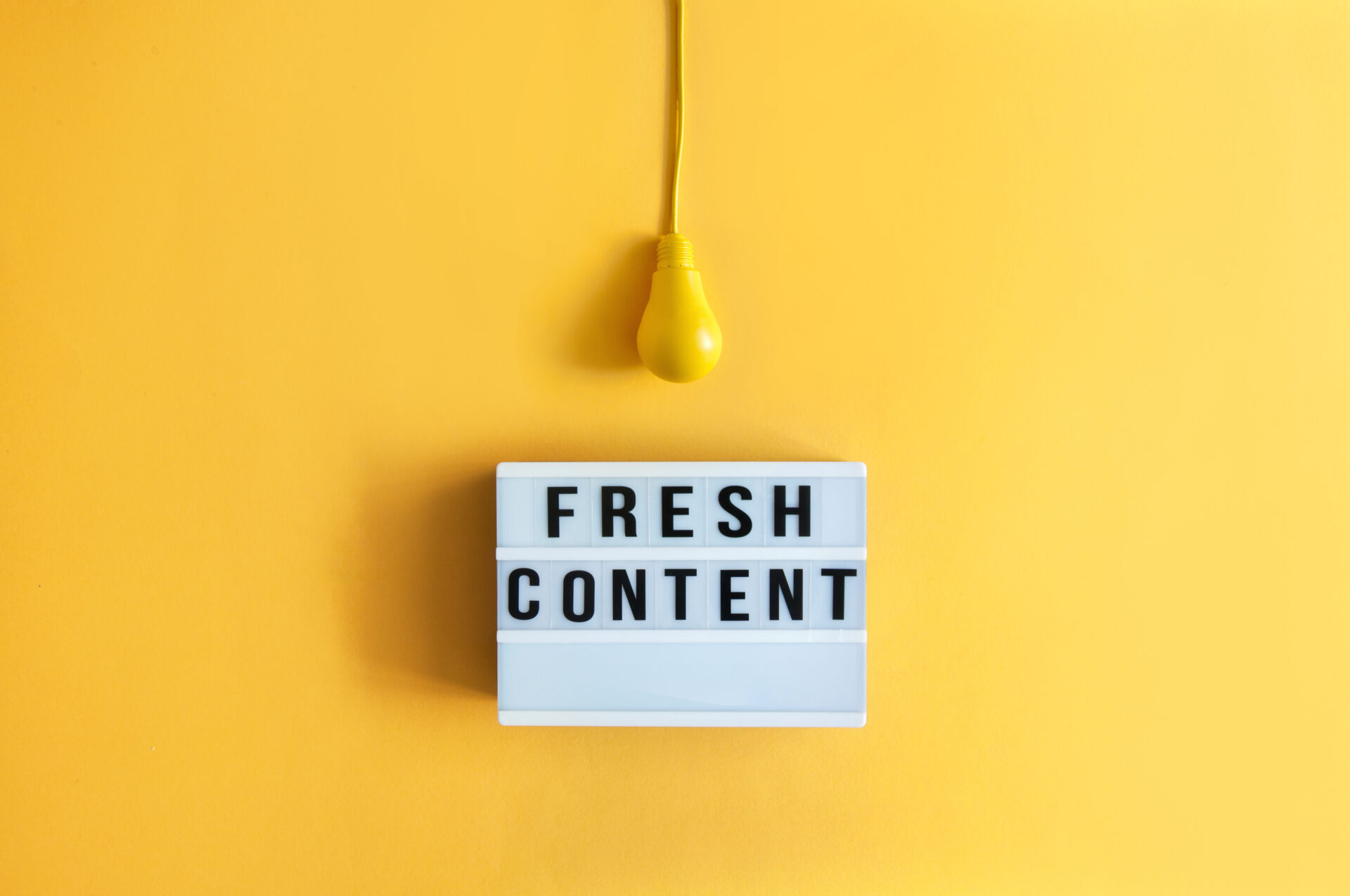 Fresh content message box with lightbulb